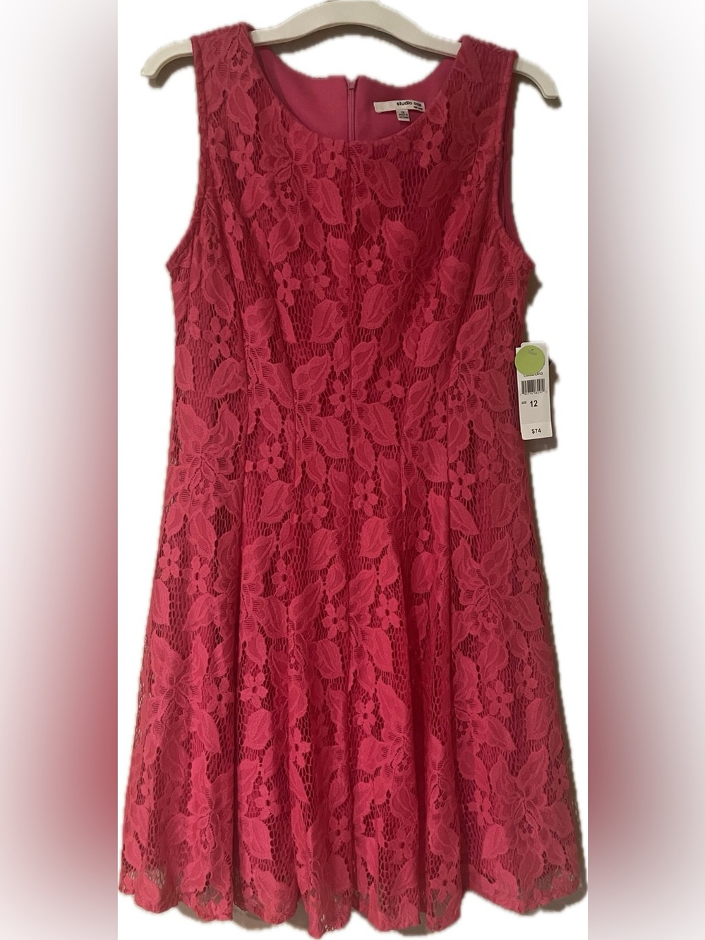 Women’s pink Lace Party Dress NWT